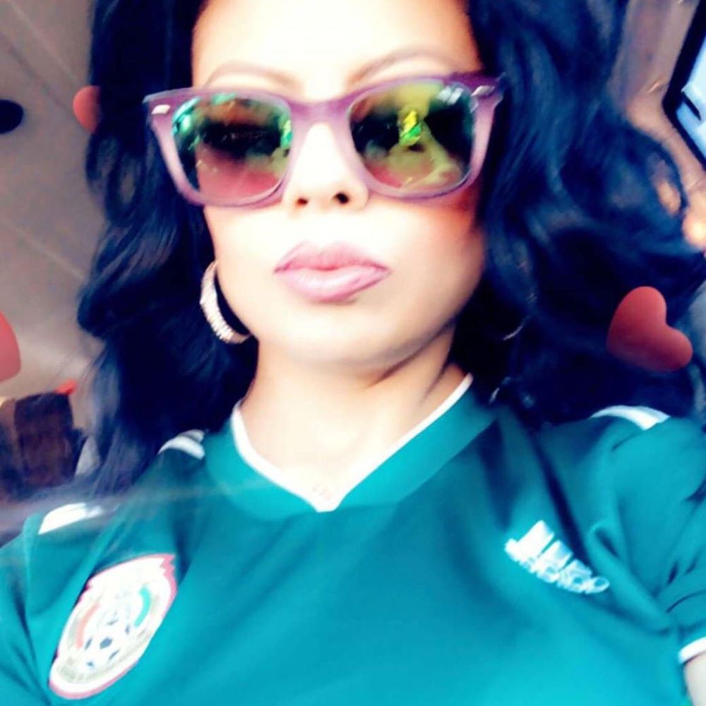 Meet your Posher, Yolanda